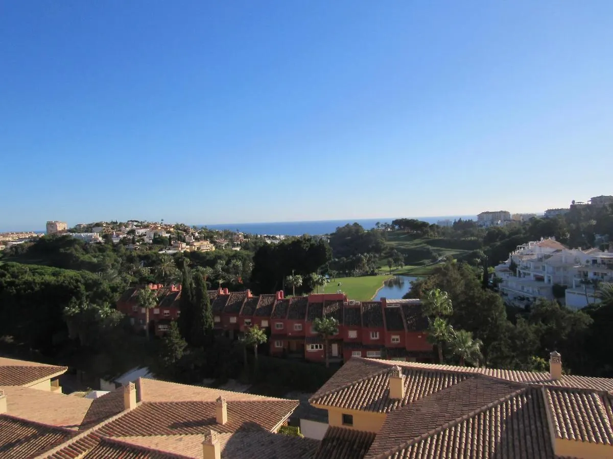 베날마데나코스타 Penthouse Benalvistas Torregolf Seaview 아파트