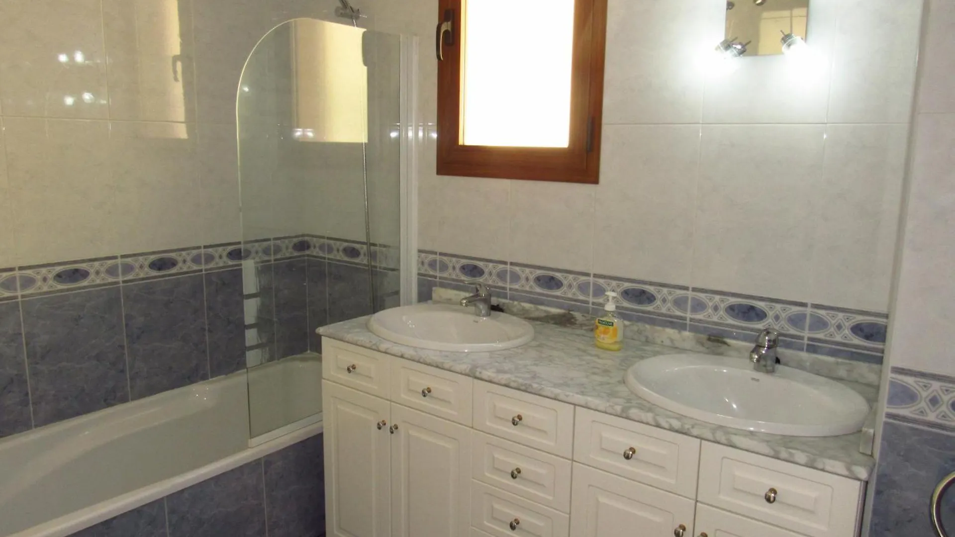베날마데나코스타 Penthouse Benalvistas Torregolf Seaview 아파트 스페인